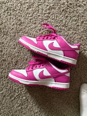 Nike Kids Pink and White Low-Top Sneakers - Bold Swoosh